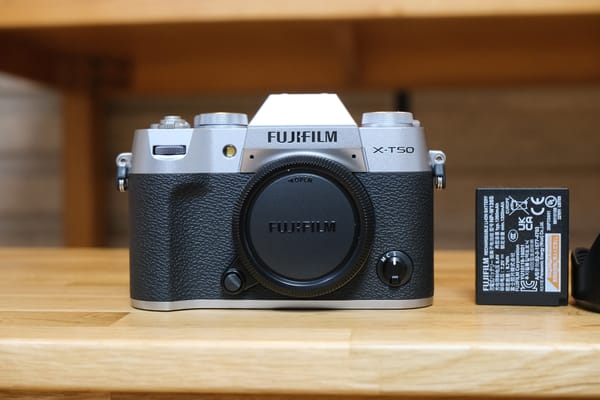 FUJIFILM X-T50
